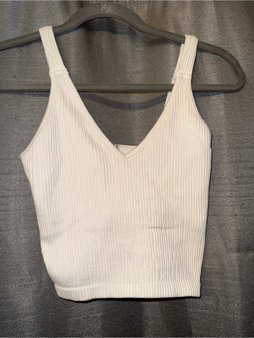 Wishlist Ribbed V-Neck Tank Top - White